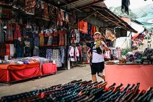BIB: 
                            <button type="button" onclick="openModal(25388491)" class="btn btn-primary btn-sm float-right btn-popup" data-toggle="modal" data-target=".modal-high-quality">
                        <i class="fas fa-shopping-cart"></i> Add to Cart
                    </button>
                                            <button type="button" onclick="isThisMe(25388491, true)" class="btn btn-success btn-sm float-right btn-popup btn-isme hidden" data-toggle="tooltip" data-placement="bottom" title="นี่คือรูปของคุณใช่ไหม คลิกที่นี่เพื่อเอาเข้าอัลบั้ม">
                        <i class="fas fa-plus"></i> Add to album
                    </button>
                    <button type="button" onclick="isThisMe(25388491, false)" class="btn btn-warning btn-sm float-right btn-popup btn-isnotme hidden">
                        <i class="fas fa-ban"></i> Remove from album
                    </button>